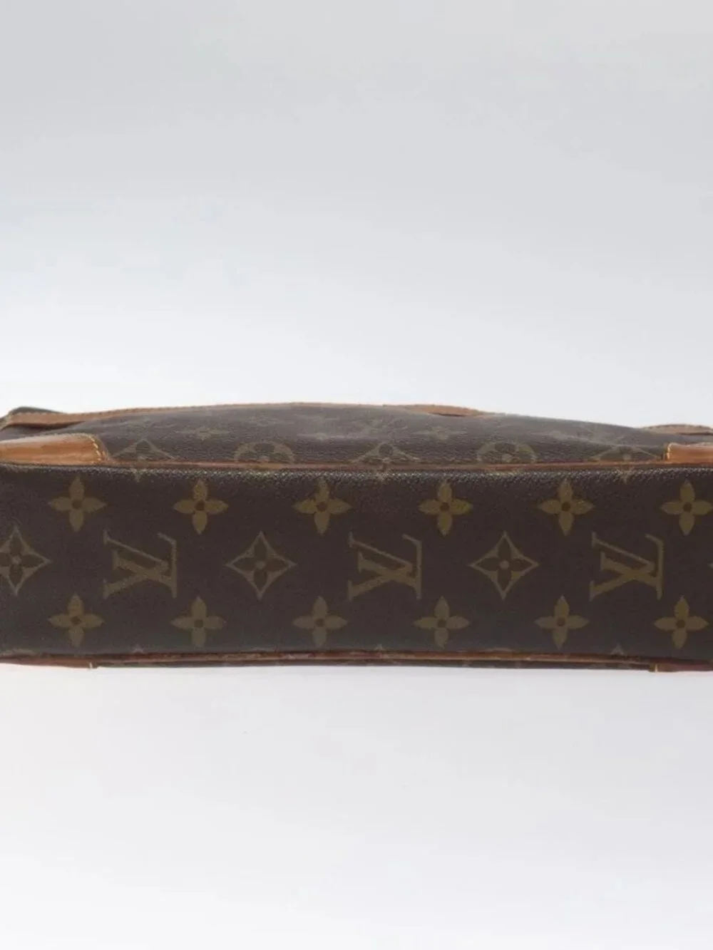 LOUIS VUITTON Monogram Compiegne 28 Clutch Bag M51845 LV Auth